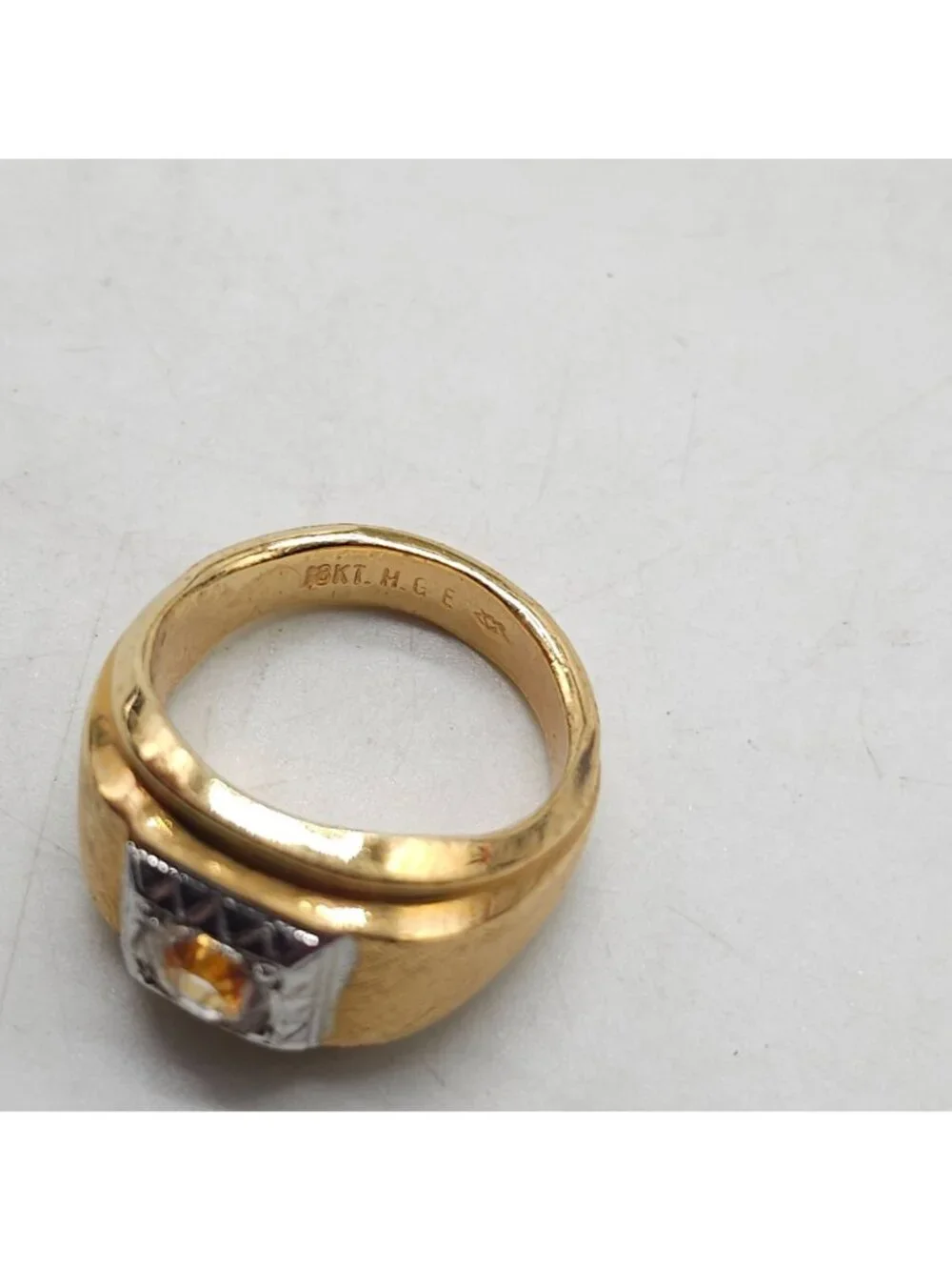 Vintage Karatclad Mens Ring With Clear Stone 18K HGE Marked Size 8 Textured Band